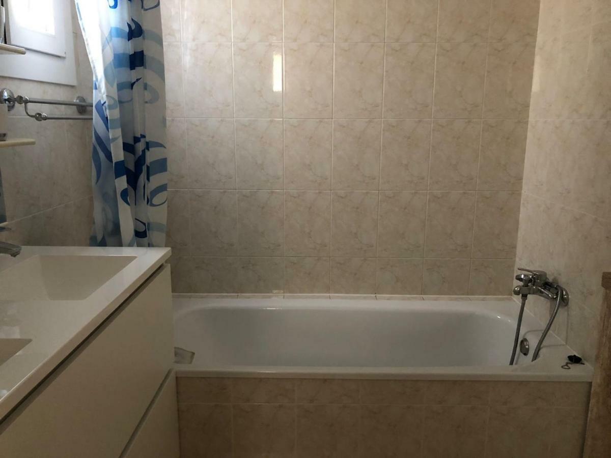 Villa פינסטראט מראה חיצוני תמונה