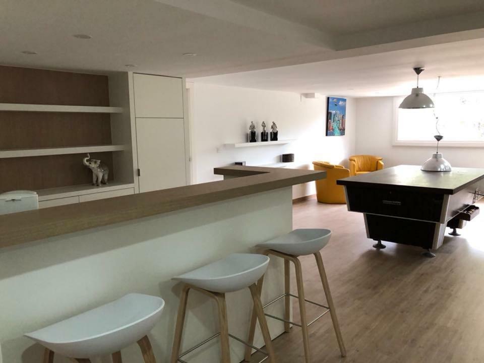 Villa פינסטראט מראה חיצוני תמונה