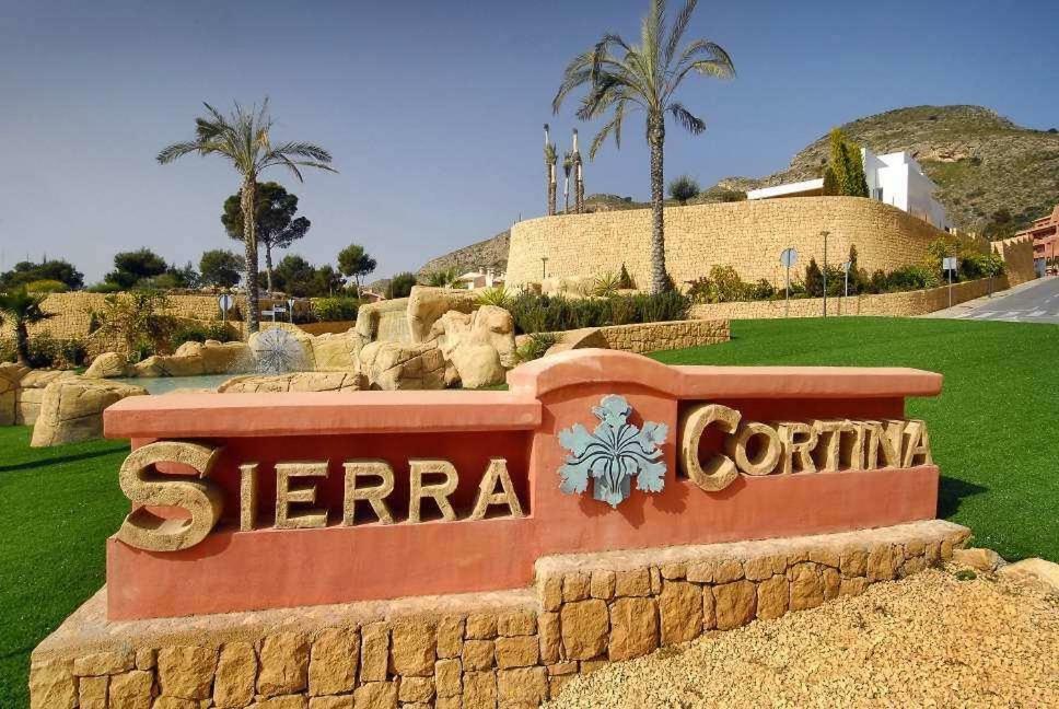 Villa פינסטראט מראה חיצוני תמונה